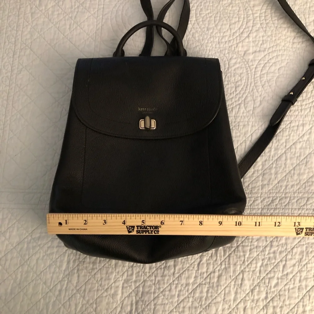 Kate Spade Essential medium backpack. - Picture 11 of 12